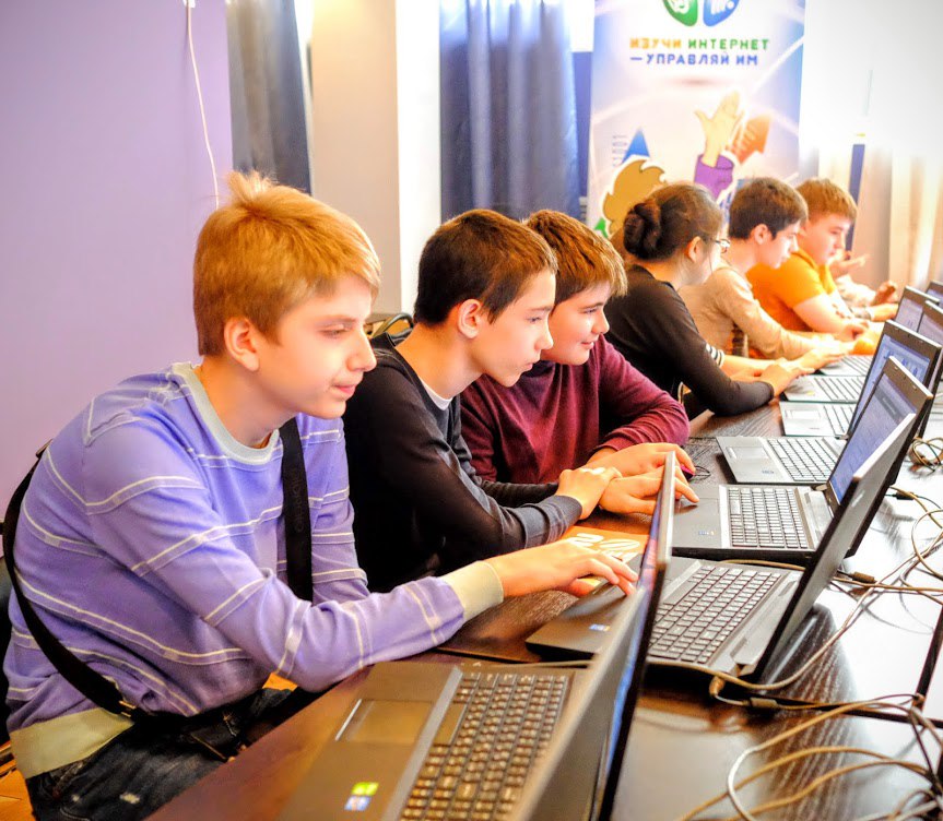Стартовал V Всероссийский онлайн-чемпионат «Изучи интернет – управляй им!» Стартовал V Всероссийский онлайн-чемпионат «Изучи интернет – управляй им!»